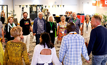 Expressing valued truths 